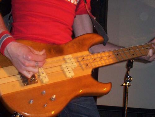 Glenn Bowen on drums (2001)